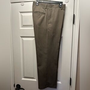 IZOD Perform X Men’s Golf Pants Size 34/30 light brown